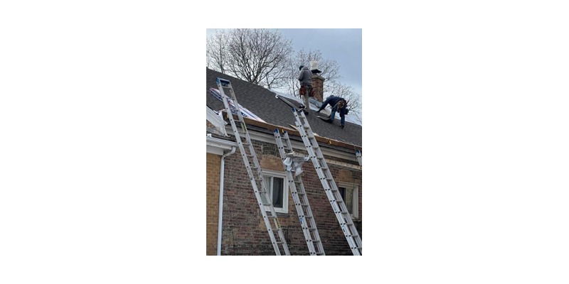 Roof Replacement Illinois | Residential Roof Replacement Company logo